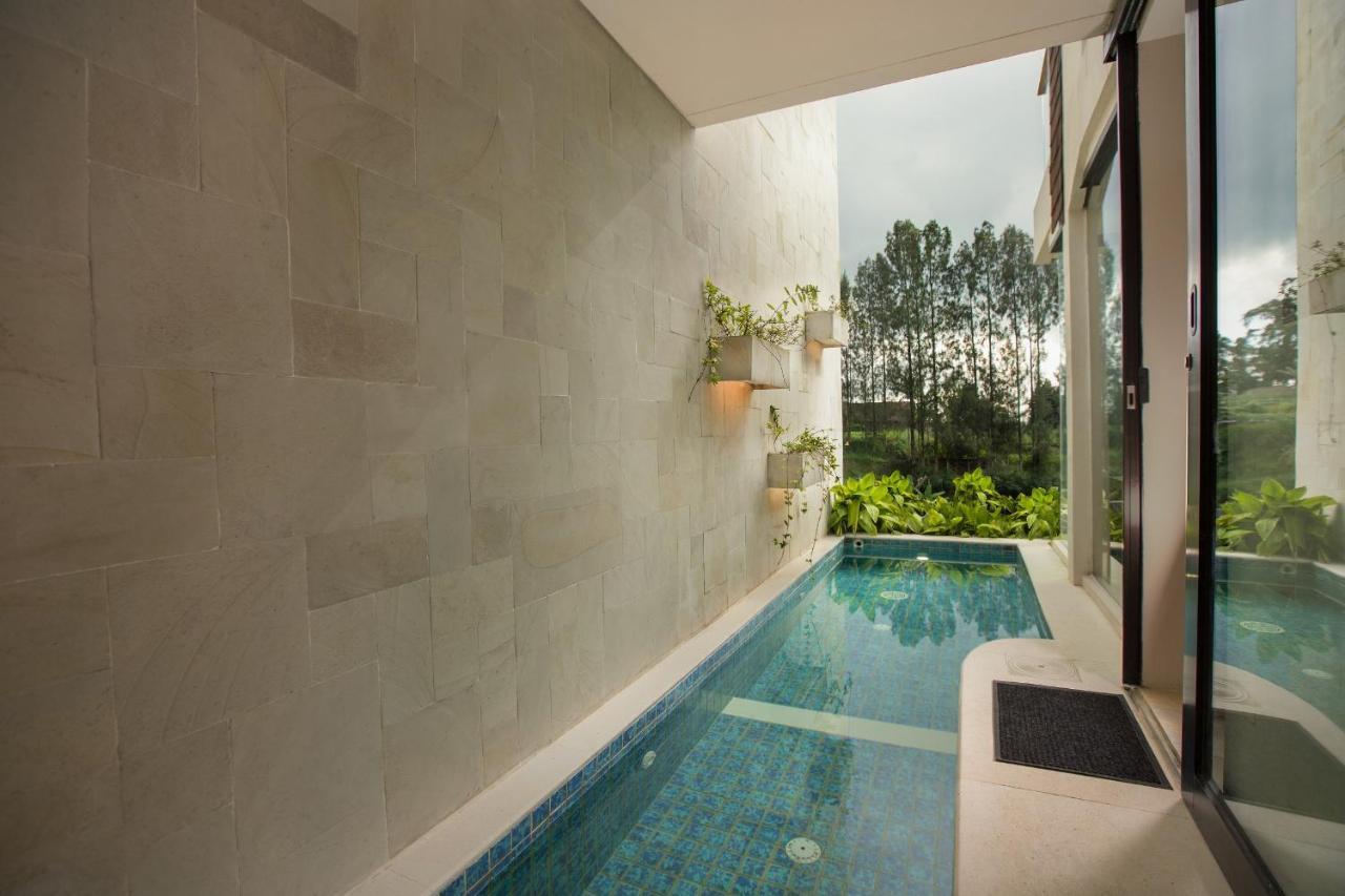 Sunsetfalls Gardens And Resort Magelang Exterior photo
