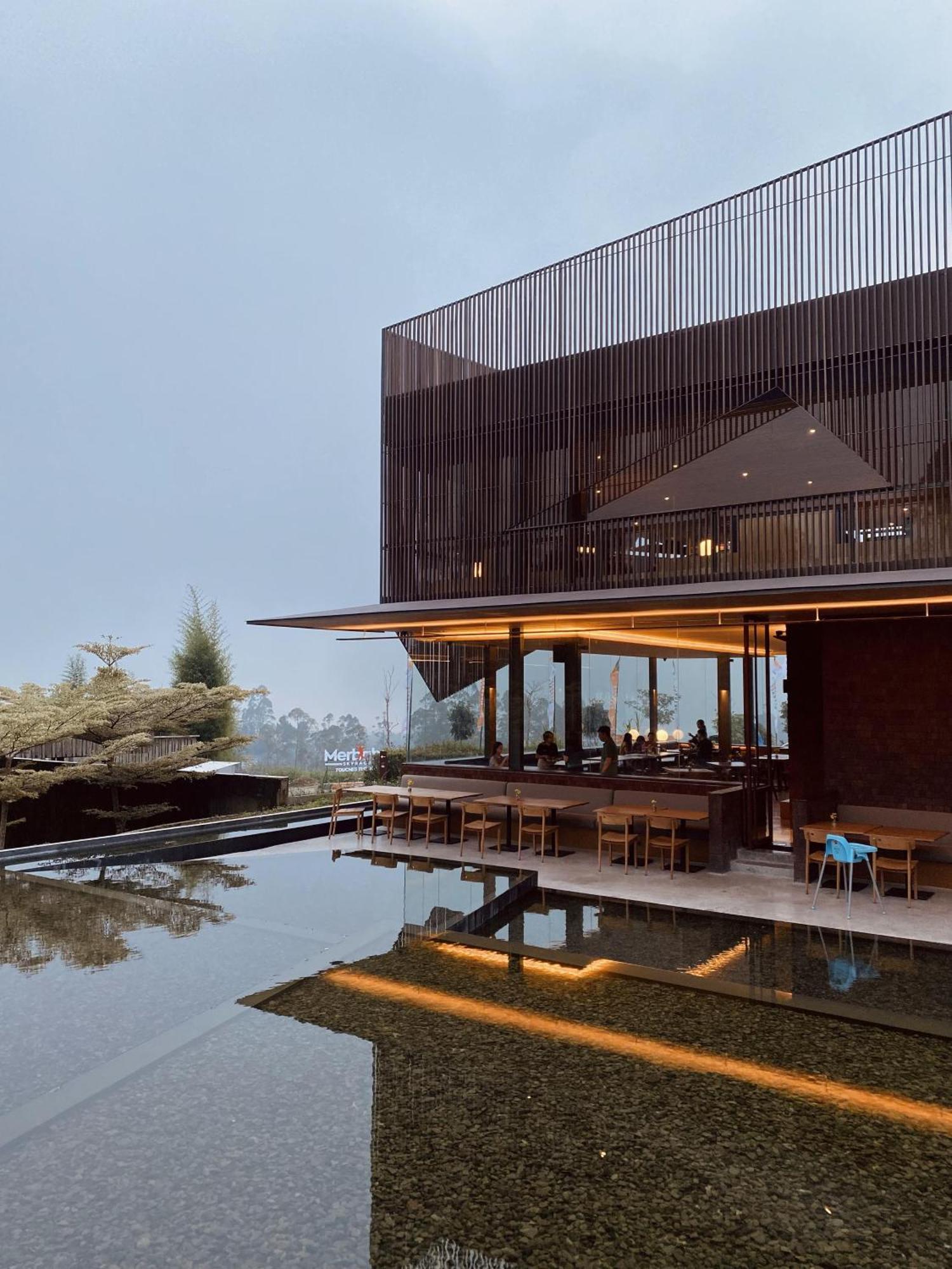 Sunsetfalls Gardens And Resort Magelang Exterior photo